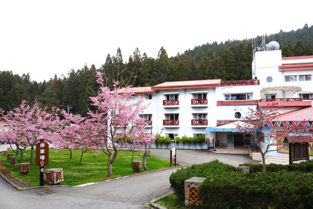 Alishan Youth Activity Center Zhongzheng  Eksteriør billede